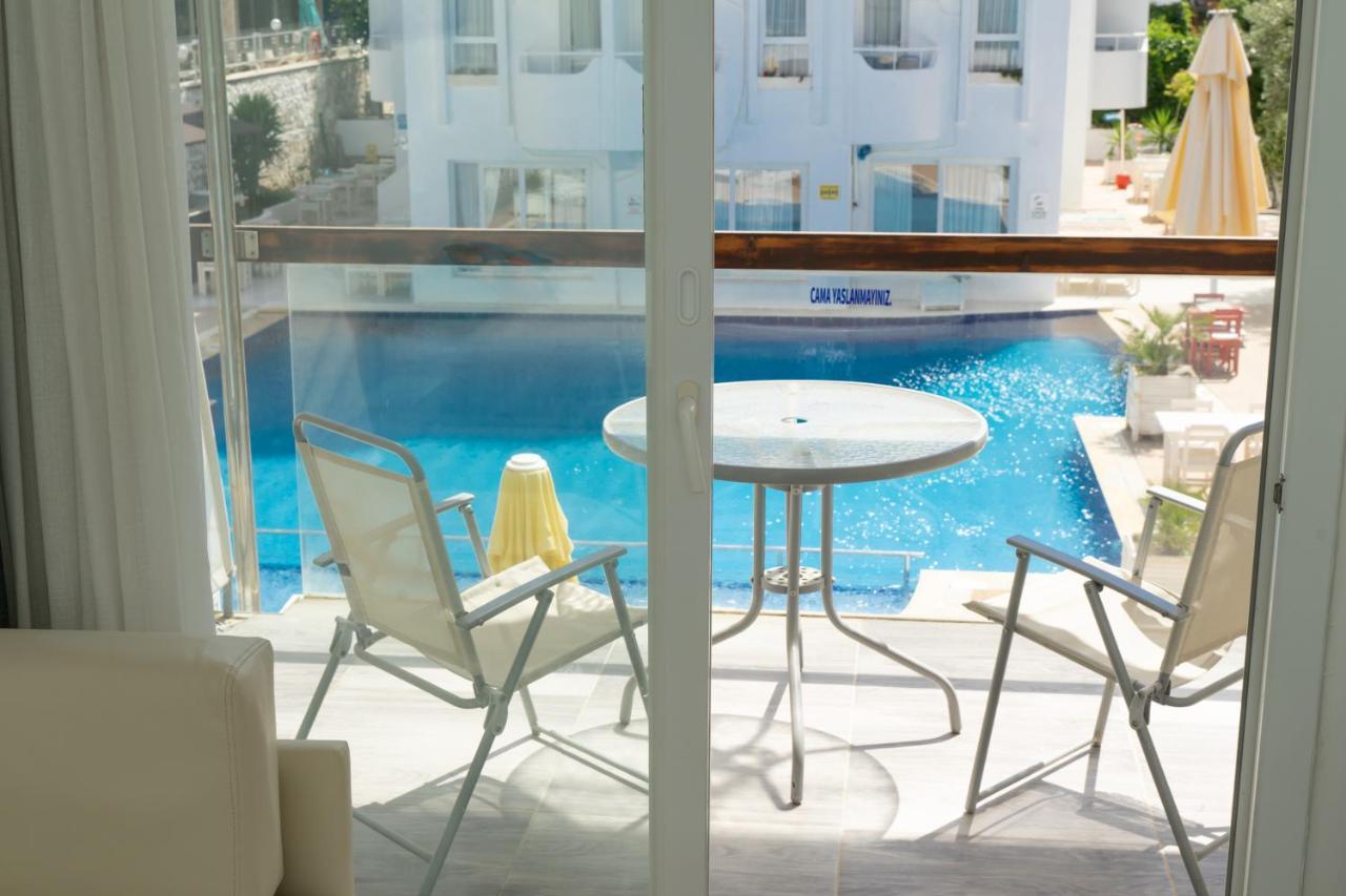 Otel Yeni Çeşme Exterior foto